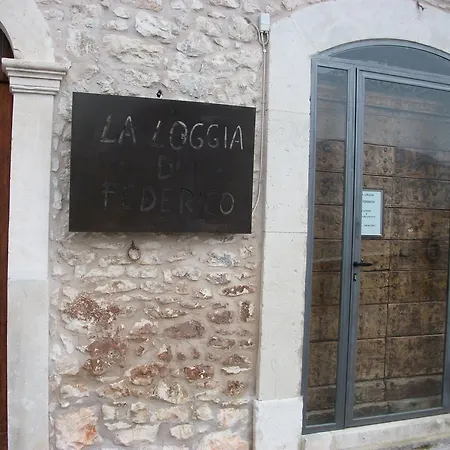 La Loggia Di Federico Navelli