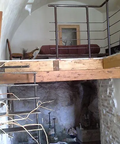 La Loggia Di Federico 4* Navelli